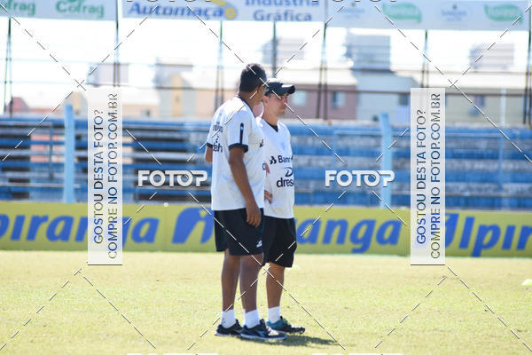 Buy your photos of the eventJogo Treino Esporte Clube Novo Hamburgo on Fotop