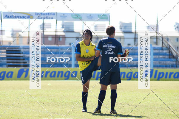 Buy your photos of the eventJogo Treino Esporte Clube Novo Hamburgo on Fotop