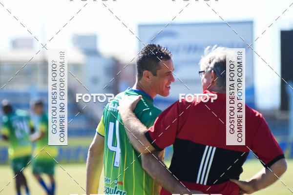 Buy your photos of the eventJogo Treino Esporte Clube Novo Hamburgo on Fotop