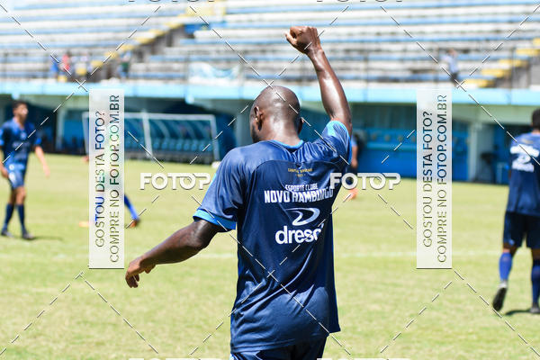 Buy your photos of the eventJogo Treino Esporte Clube Novo Hamburgo on Fotop