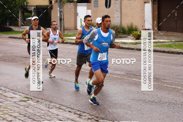 Buy your photos of the eventCircuito de Corridas de Rua Curitiba 2017 - 4� etapa on Fotop