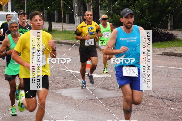 Buy your photos of the eventCircuito de Corridas de Rua Curitiba 2017 - 4� etapa on Fotop