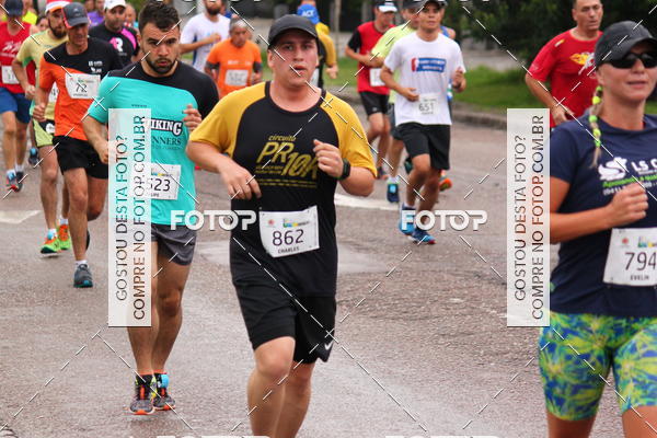 Buy your photos of the eventCircuito de Corridas de Rua Curitiba 2017 - 4� etapa on Fotop