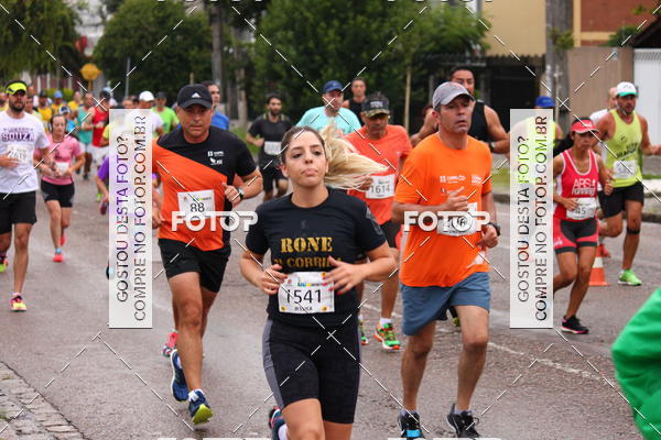 Buy your photos of the eventCircuito de Corridas de Rua Curitiba 2017 - 4� etapa on Fotop