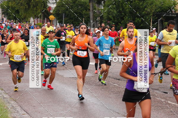 Buy your photos of the eventCircuito de Corridas de Rua Curitiba 2017 - 4 etapa on Fotop