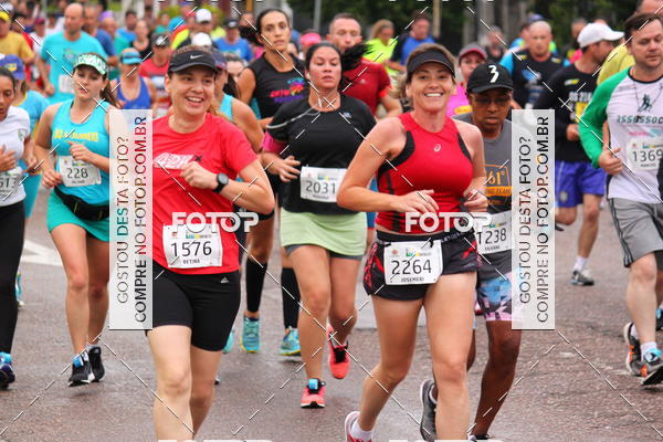Buy your photos of the eventCircuito de Corridas de Rua Curitiba 2017 - 4 etapa on Fotop