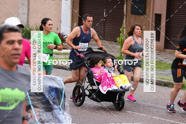 Buy your photos of the eventCircuito de Corridas de Rua Curitiba 2017 - 4� etapa on Fotop
