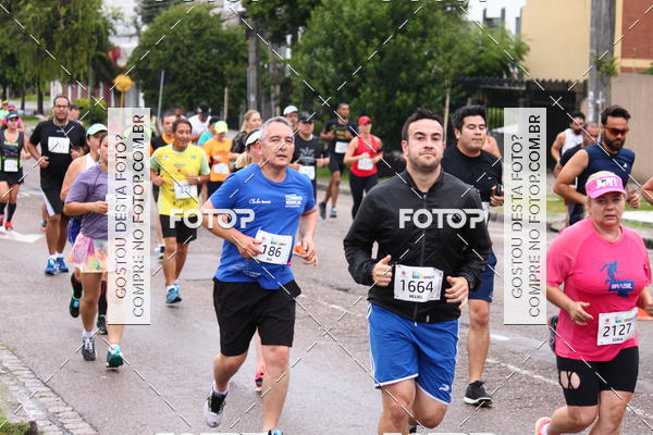 Buy your photos of the eventCircuito de Corridas de Rua Curitiba 2017 - 4� etapa on Fotop