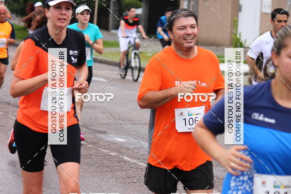 Buy your photos of the eventCircuito de Corridas de Rua Curitiba 2017 - 4� etapa on Fotop