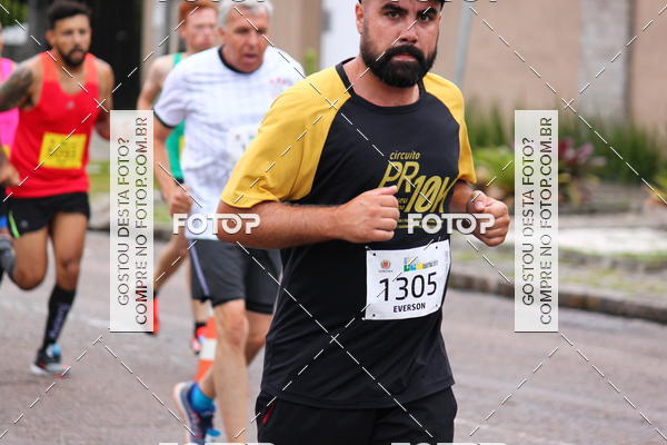Buy your photos of the eventCircuito de Corridas de Rua Curitiba 2017 - 4� etapa on Fotop
