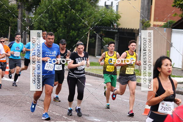 Buy your photos of the eventCircuito de Corridas de Rua Curitiba 2017 - 4� etapa on Fotop