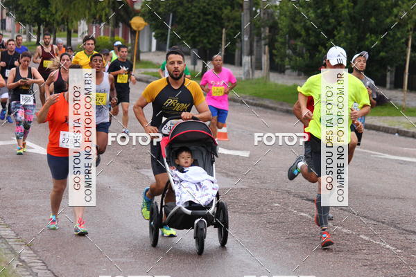 Buy your photos of the eventCircuito de Corridas de Rua Curitiba 2017 - 4 etapa on Fotop