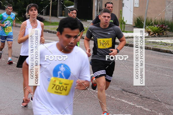 Buy your photos of the eventCircuito de Corridas de Rua Curitiba 2017 - 4 etapa on Fotop