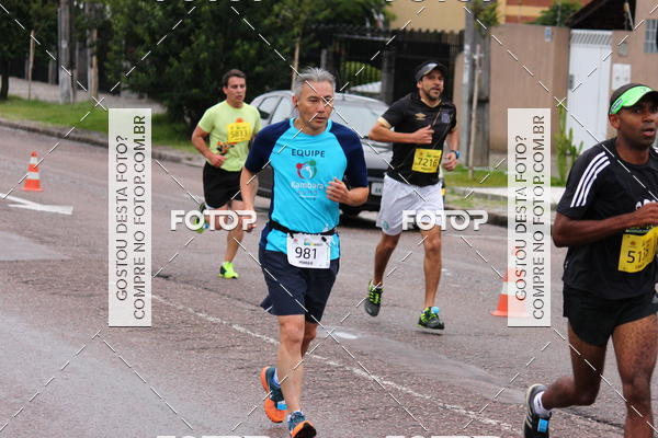 Buy your photos of the eventCircuito de Corridas de Rua Curitiba 2017 - 4� etapa on Fotop