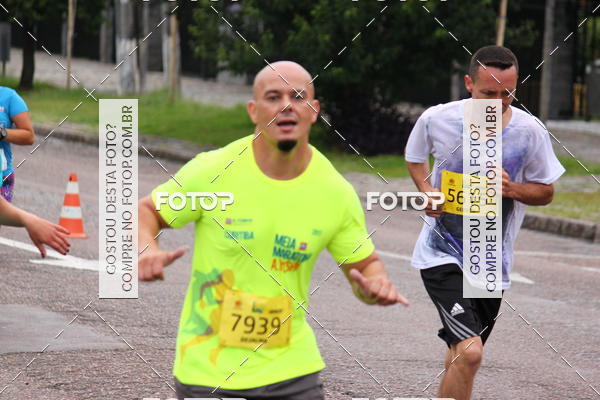Buy your photos of the eventCircuito de Corridas de Rua Curitiba 2017 - 4� etapa on Fotop