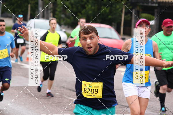 Buy your photos of the eventCircuito de Corridas de Rua Curitiba 2017 - 4� etapa on Fotop