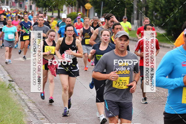 Buy your photos of the eventCircuito de Corridas de Rua Curitiba 2017 - 4� etapa on Fotop