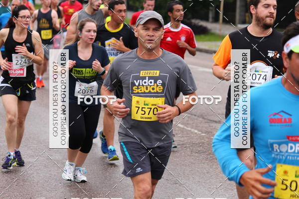 Buy your photos of the eventCircuito de Corridas de Rua Curitiba 2017 - 4� etapa on Fotop