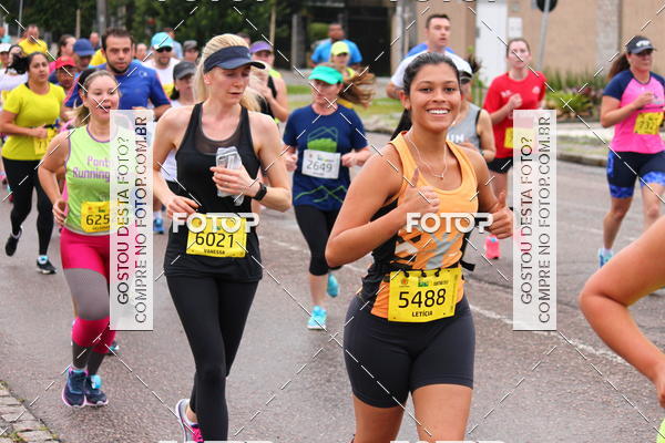 Buy your photos of the eventCircuito de Corridas de Rua Curitiba 2017 - 4 etapa on Fotop