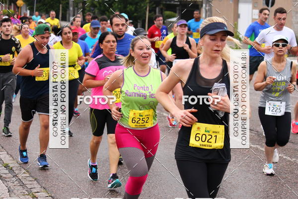 Buy your photos of the eventCircuito de Corridas de Rua Curitiba 2017 - 4 etapa on Fotop