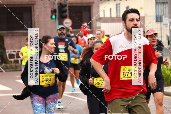 Buy your photos of the eventCircuito de Corridas de Rua Curitiba 2017 - 4� etapa on Fotop