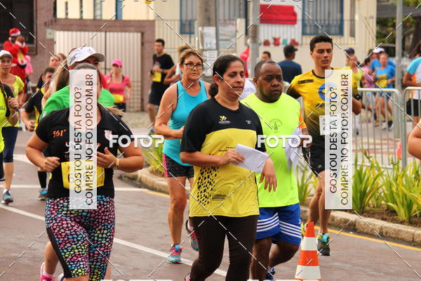 Buy your photos of the eventCircuito de Corridas de Rua Curitiba 2017 - 4� etapa on Fotop