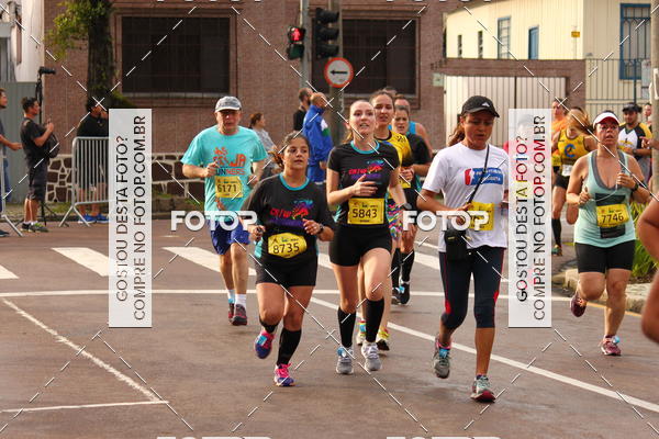 Buy your photos of the eventCircuito de Corridas de Rua Curitiba 2017 - 4� etapa on Fotop