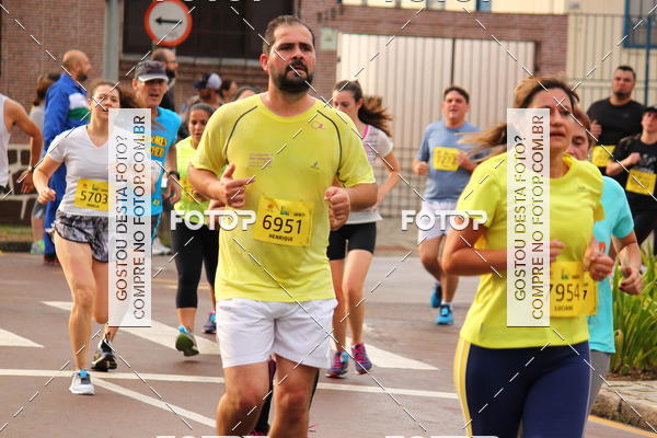 Buy your photos of the eventCircuito de Corridas de Rua Curitiba 2017 - 4� etapa on Fotop