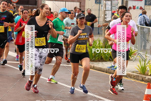 Buy your photos of the eventCircuito de Corridas de Rua Curitiba 2017 - 4� etapa on Fotop