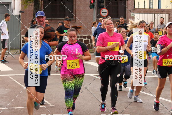 Buy your photos of the eventCircuito de Corridas de Rua Curitiba 2017 - 4� etapa on Fotop