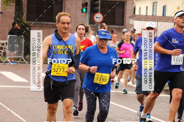 Buy your photos of the eventCircuito de Corridas de Rua Curitiba 2017 - 4� etapa on Fotop