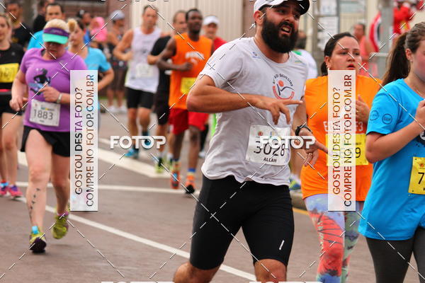 Buy your photos of the eventCircuito de Corridas de Rua Curitiba 2017 - 4� etapa on Fotop