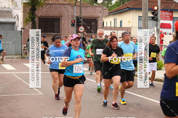 Buy your photos of the eventCircuito de Corridas de Rua Curitiba 2017 - 4� etapa on Fotop
