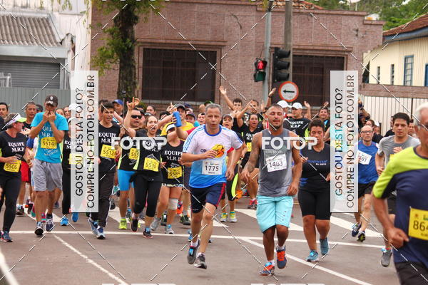 Buy your photos of the eventCircuito de Corridas de Rua Curitiba 2017 - 4� etapa on Fotop