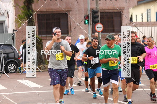 Buy your photos of the eventCircuito de Corridas de Rua Curitiba 2017 - 4� etapa on Fotop