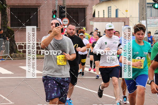 Buy your photos of the eventCircuito de Corridas de Rua Curitiba 2017 - 4� etapa on Fotop