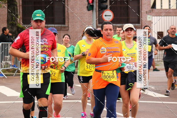 Buy your photos of the eventCircuito de Corridas de Rua Curitiba 2017 - 4� etapa on Fotop