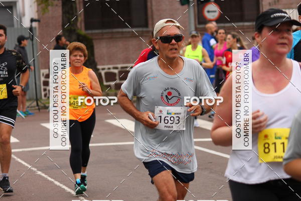 Buy your photos of the eventCircuito de Corridas de Rua Curitiba 2017 - 4 etapa on Fotop