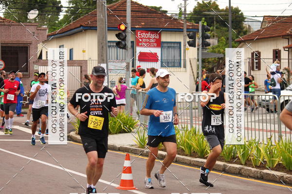 Buy your photos of the eventCircuito de Corridas de Rua Curitiba 2017 - 4 etapa on Fotop