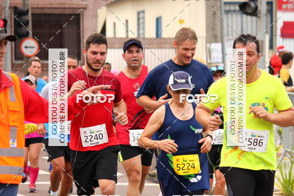 Buy your photos of the eventCircuito de Corridas de Rua Curitiba 2017 - 4� etapa on Fotop