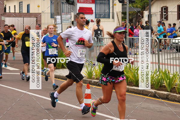 Buy your photos of the eventCircuito de Corridas de Rua Curitiba 2017 - 4 etapa on Fotop