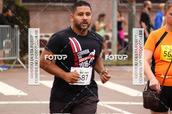 Buy your photos of the eventCircuito de Corridas de Rua Curitiba 2017 - 4� etapa on Fotop