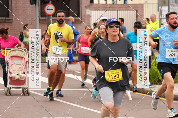 Buy your photos of the eventCircuito de Corridas de Rua Curitiba 2017 - 4� etapa on Fotop