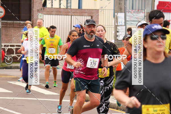 Buy your photos of the eventCircuito de Corridas de Rua Curitiba 2017 - 4� etapa on Fotop