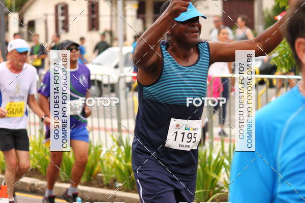 Buy your photos of the eventCircuito de Corridas de Rua Curitiba 2017 - 4� etapa on Fotop