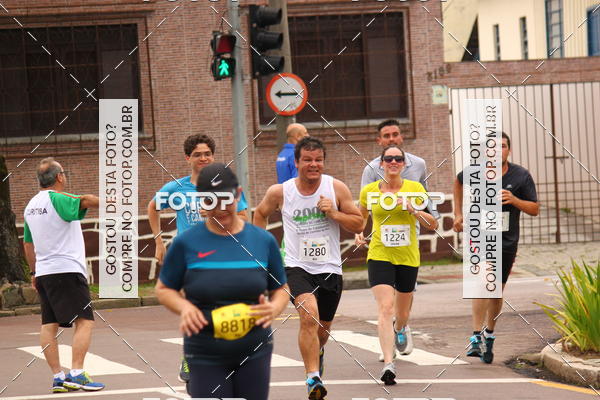 Buy your photos of the eventCircuito de Corridas de Rua Curitiba 2017 - 4� etapa on Fotop