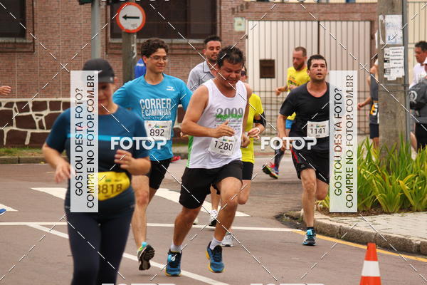 Buy your photos of the eventCircuito de Corridas de Rua Curitiba 2017 - 4� etapa on Fotop