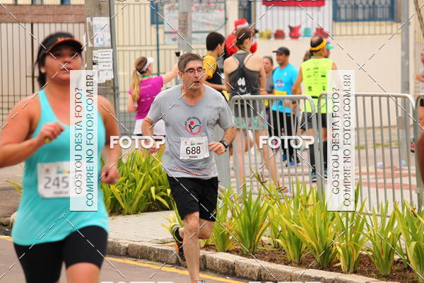 Buy your photos of the eventCircuito de Corridas de Rua Curitiba 2017 - 4 etapa on Fotop