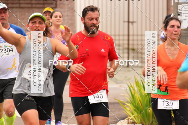 Buy your photos of the eventCircuito de Corridas de Rua Curitiba 2017 - 4� etapa on Fotop