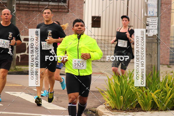 Buy your photos of the eventCircuito de Corridas de Rua Curitiba 2017 - 4� etapa on Fotop